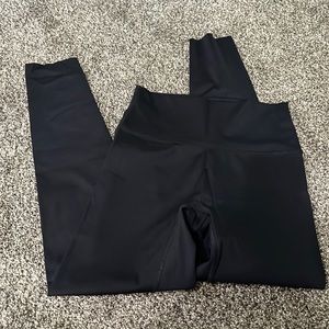 Aerie black leggings. Size medium.